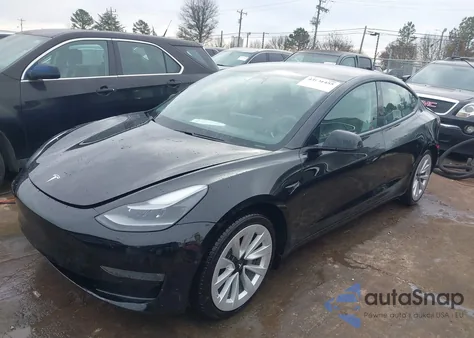 2021 Tesla Model 3 Long Range Dual Motor All-Wheel Drive z USA, uszkodzony, nr VIN 5YJ3E1EB9MF974985